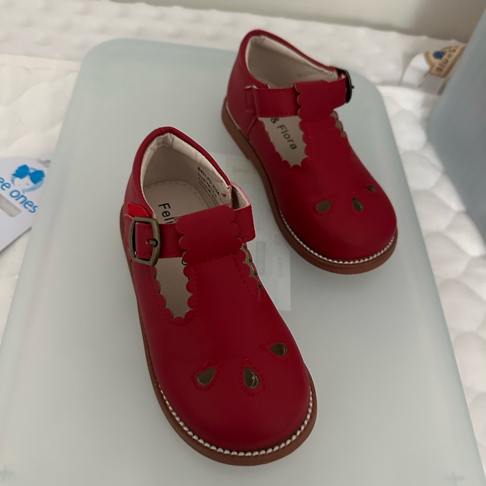ROE Kids Red Scalloped Dress Shoes